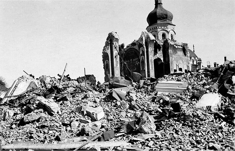 Киев бомбили нам объявили